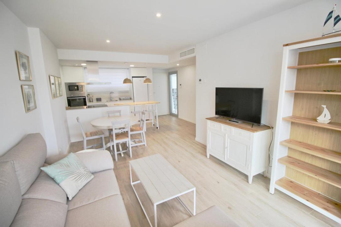 Marina Real 83 By Homeprive Denia Kültér fotó